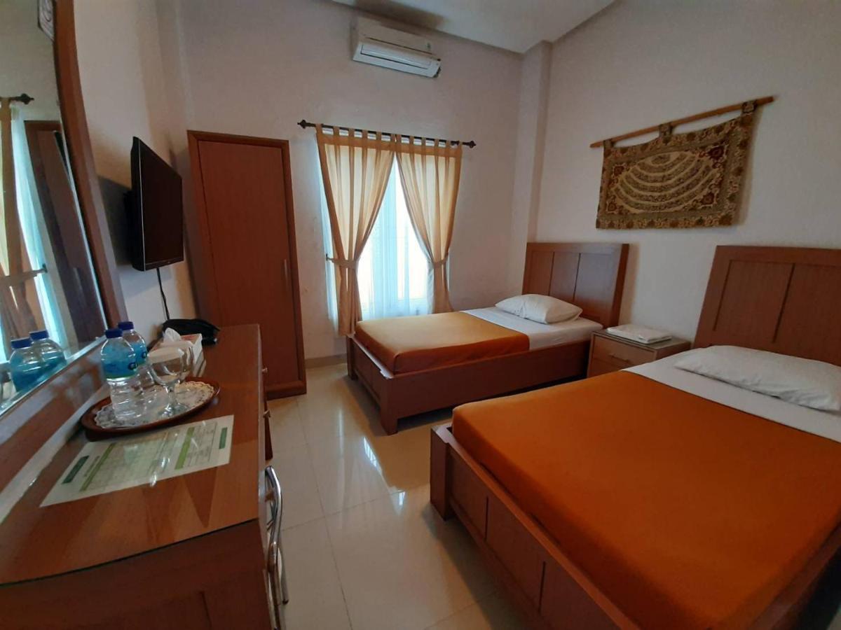 The Sriwijaya Hotel - Halal Hotel Паданг Екстер'єр фото